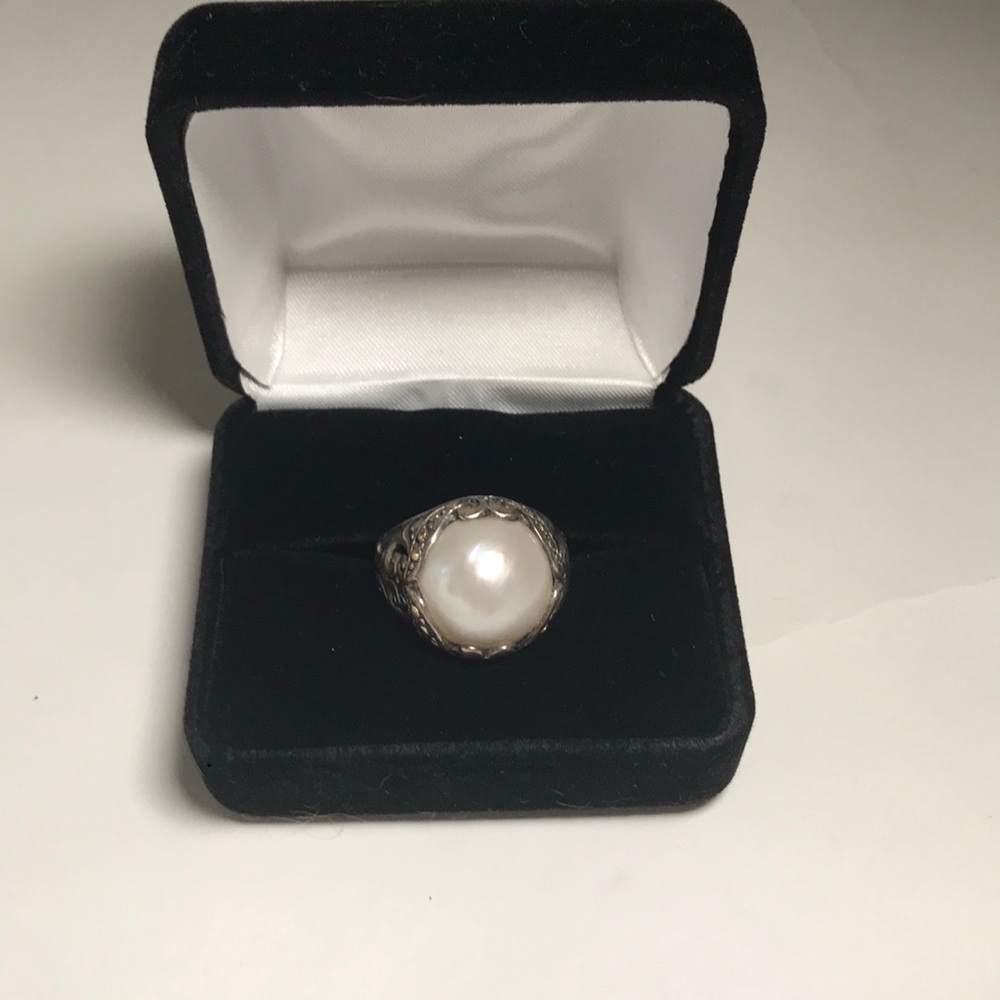 Authentic pearl and sterling silver ring